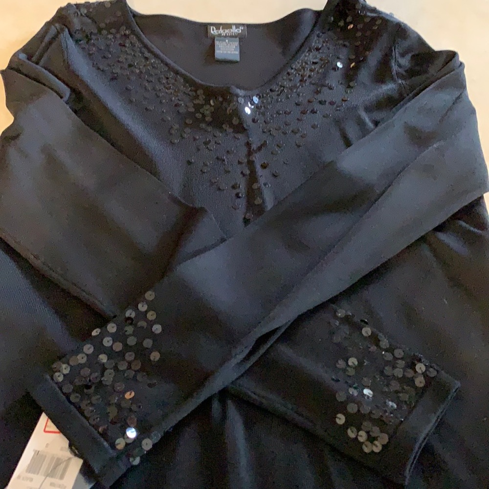 New Rafaella long-sleeved v-necked black top,  petite small.